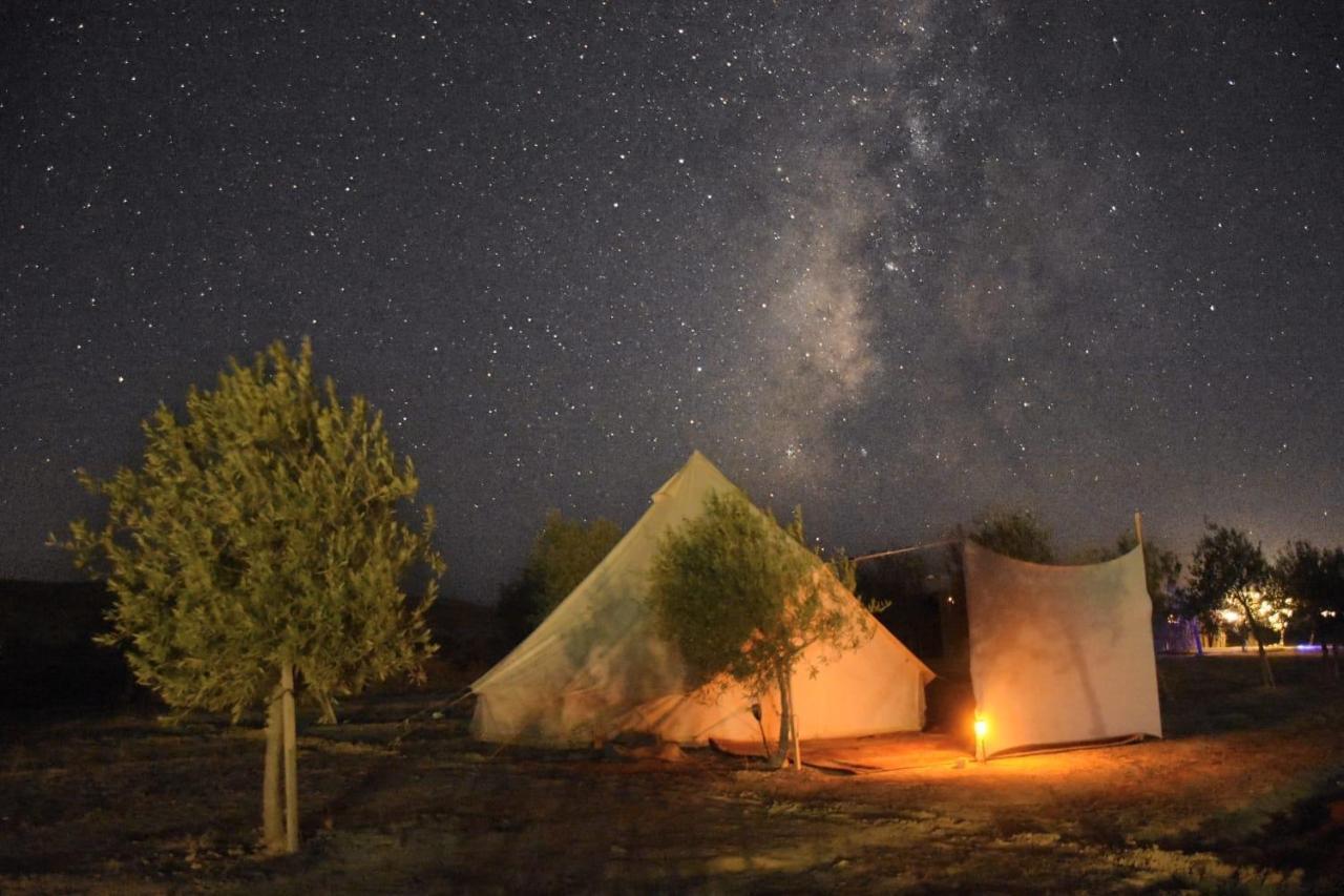 Отель Skyline Eco-Camp Мицпе-Рамон Экстерьер фото