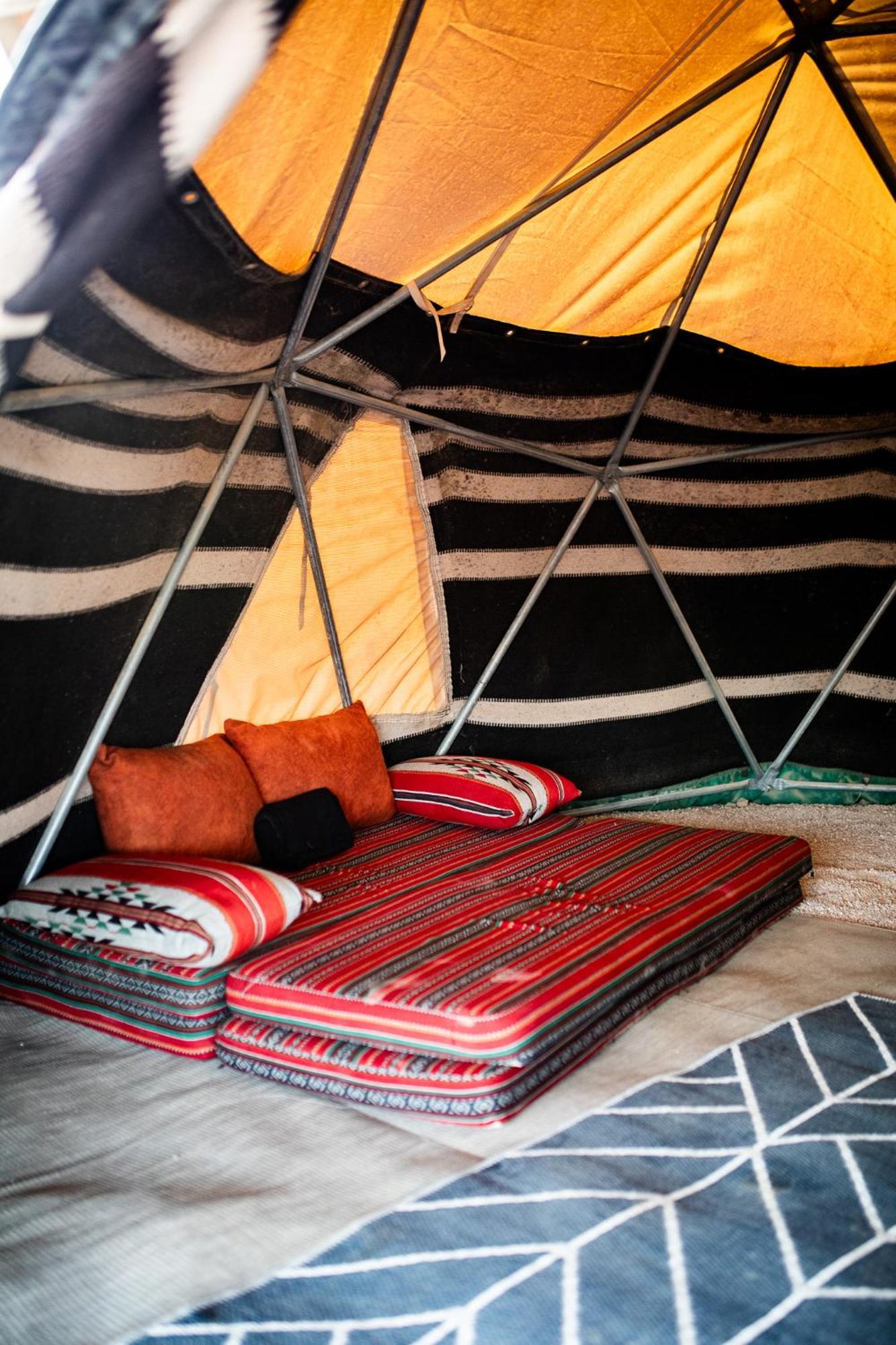Отель Skyline Eco-Camp Мицпе-Рамон Экстерьер фото